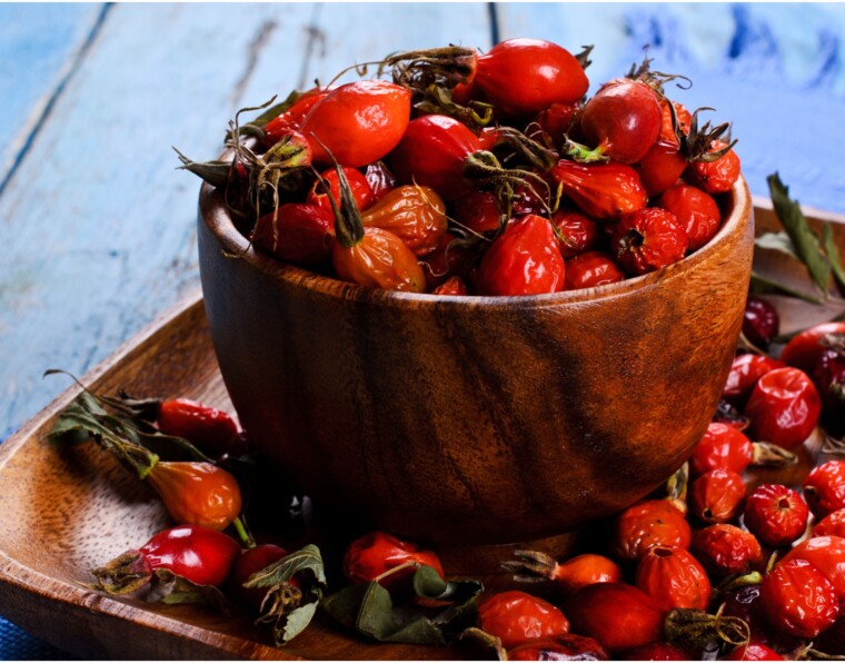 How to Use Rosehip Oil for Glowing Skin?